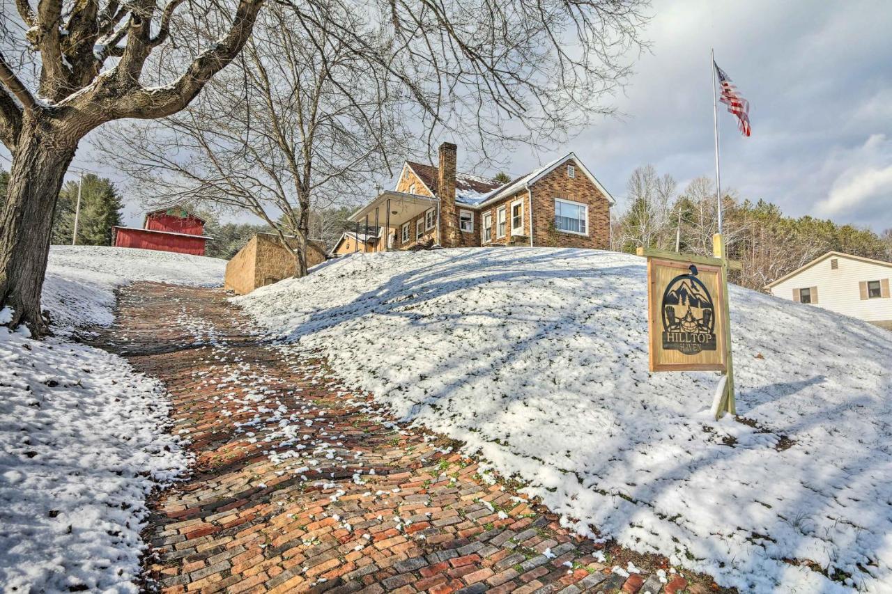 Hilltop Home With Grill, In Wayne Natl Forest Logan Εξωτερικό φωτογραφία